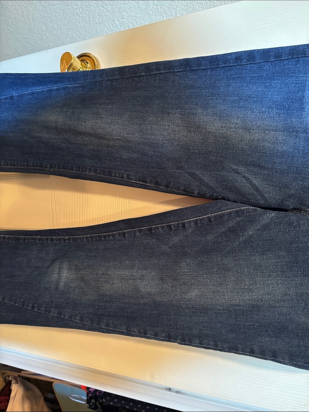 PAIGE Lou Lou Flare Jeans Medium Wash Forward Seam Split Hem Blue Denim size 28 - Picture 4 of 9